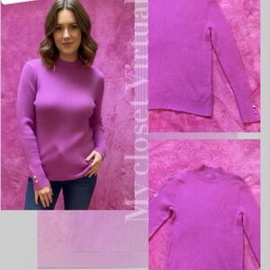 Ribbed Mock Neck Sweater in Bright pink